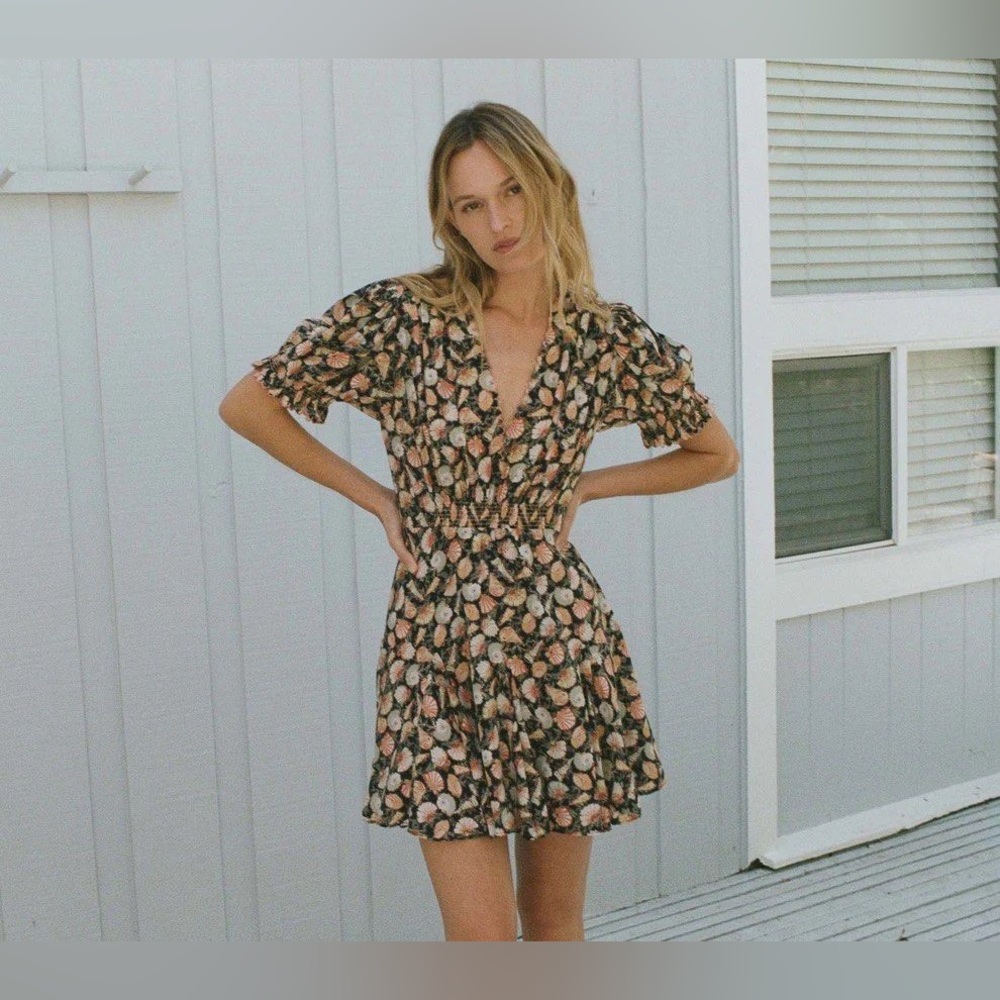 Doen Floral Serra Mini Dress Noir Tresor Dr La Mer